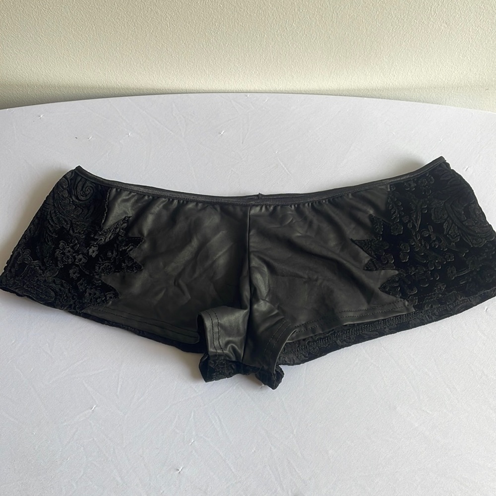 Black Velvet Panty XL